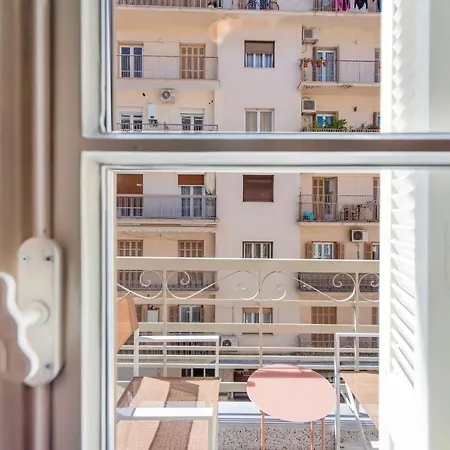 Apartment White Lotus By Halu!