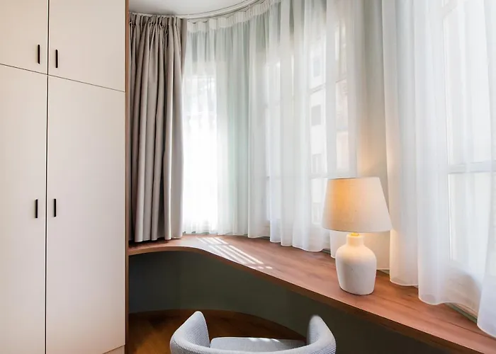 White Lotus By Halu!